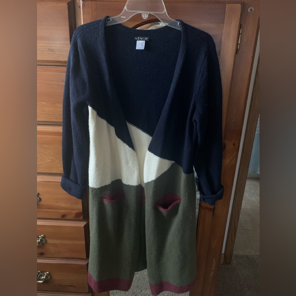 Venus Cardigan